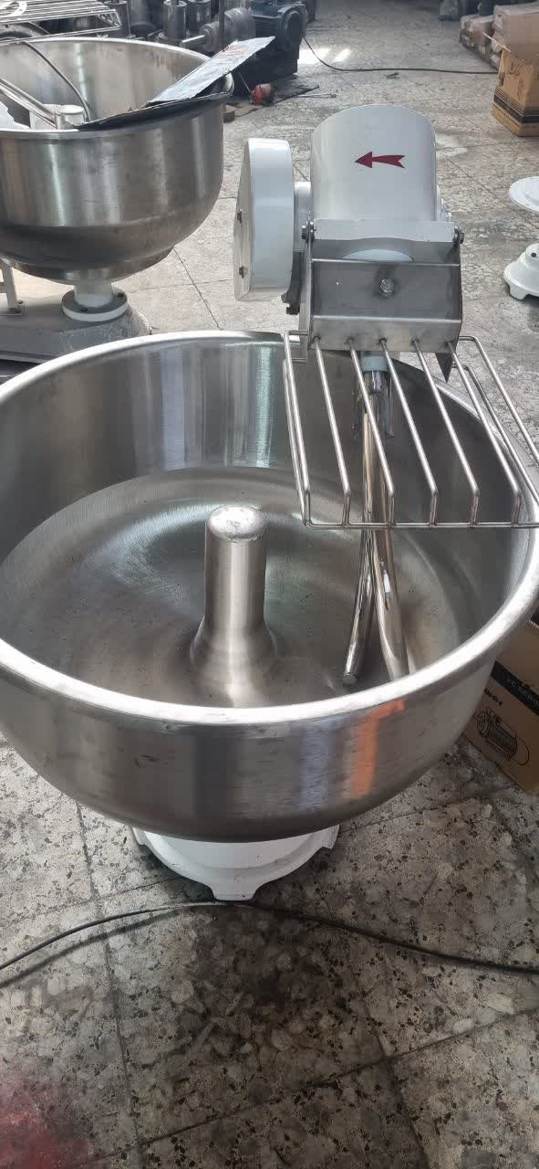 خمیرگیر ۱۲۰ کیلویی مدل b120 برکت